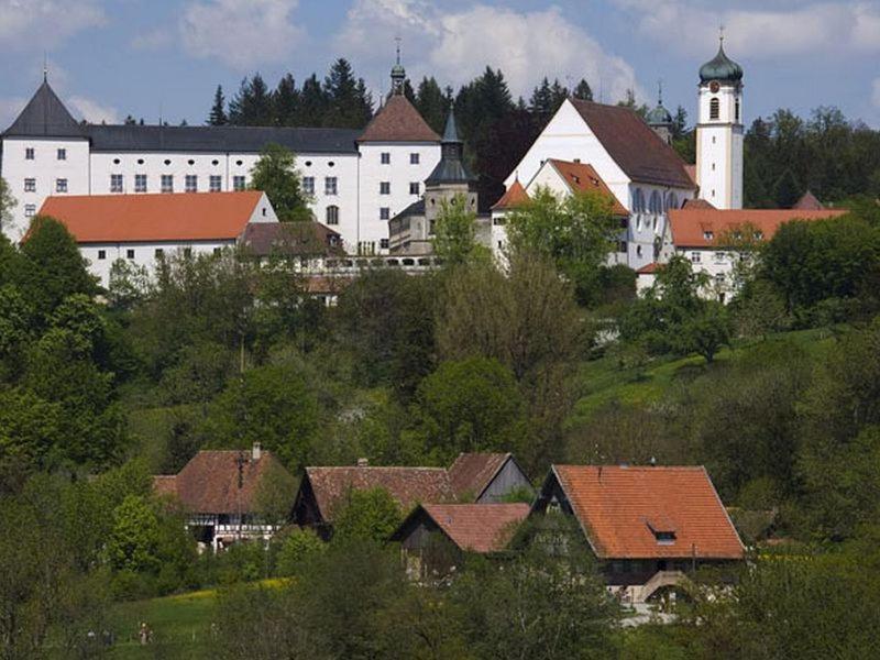 Hotel Gasthof Zur Post Wolfegg Екстер'єр фото