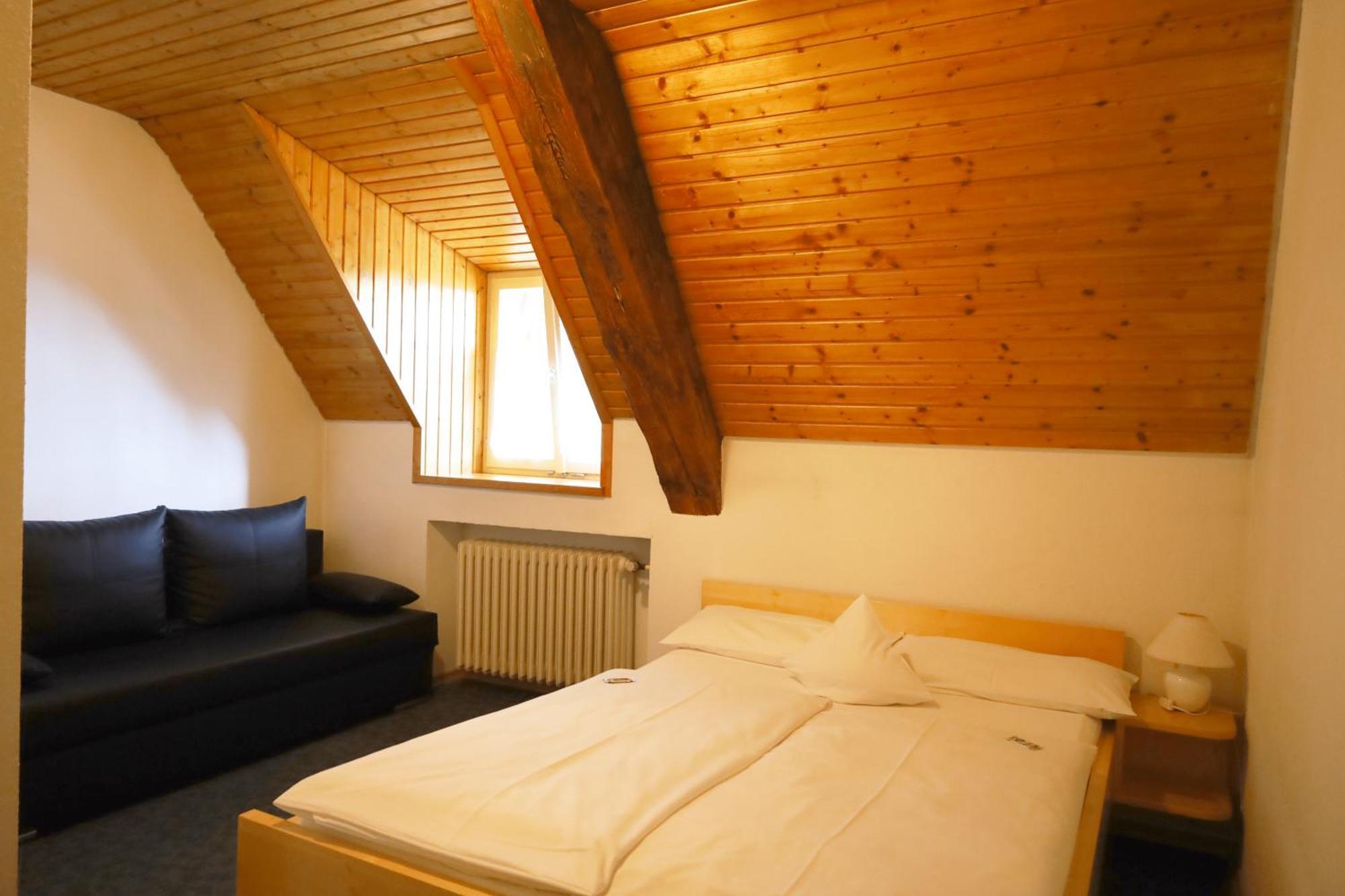 Hotel Gasthof Zur Post Wolfegg Екстер'єр фото