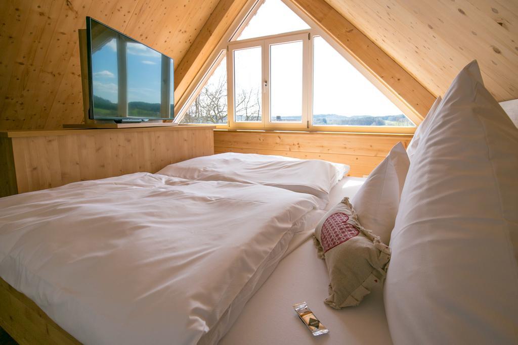 Hotel Gasthof Zur Post Wolfegg Екстер'єр фото